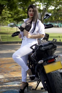 JuliaDawson_ 💖 Pic 4