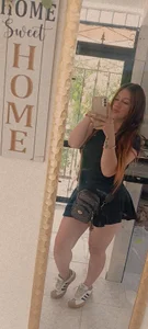 A little about me! 😏💋 de MissAgata  2 photos