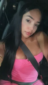 Andrea-ts Public Pic 4