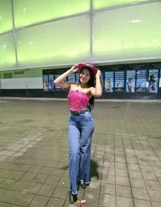 Thanks to all your support, I had an amazing night at this concert. 🤠💖 de _shantal_smith Foto 4