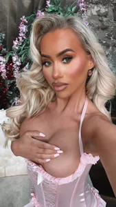 Irish_Barbie Public Pic 9