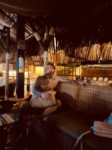 pleasure_room1 Public Pic 6