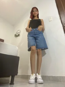 MelodyMansson Good morning, my love ☀️💫 I’m live now from 8:30 a.m. to 3:30 p.m.… come enjoy my smile, my curves, Immagine  3