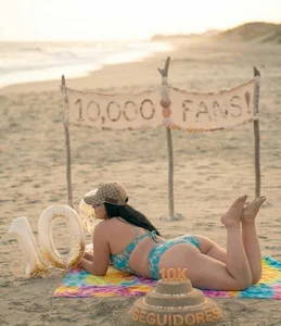 10k followers, thank you guys, I love you ♥️ de Anastasiaxxx69 Foto 5