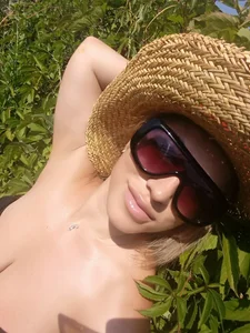 CumOnMy_Tits Different photos of all times Pic 4