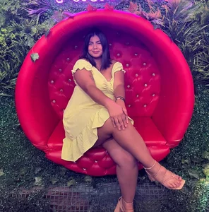 JOCELYN_SANTANA1: Come and sit with me ( фото)