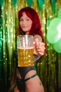 mae_lyra patrick's day รูป  3