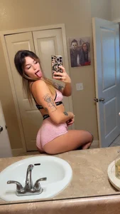 whostessa Public Pic 7