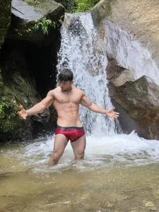 Horny_nick18 Having fun in the river Immagine  4