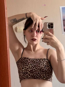 JerriJereb: Slay in Mirror ( 3 фото)