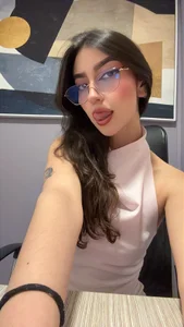 Zoey_kiss_ A sexy secretary wants to milk you. 🥵 Pic 5