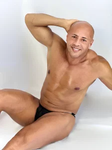 Jordan_Gomez_ relax time Gambar 3