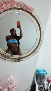 AndreaFletcher One day pampering my body!! Pic 2