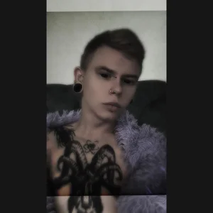 _Horny_Boy_Hot Public Foto 2