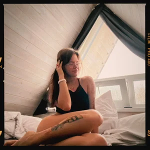 SarahHunnye Public Poză 2