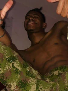 criss_zuri Public Pic 5