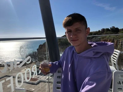 Dmtry6 Public 圖片