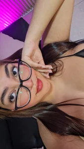 Withney_tay HI IS Me Foto