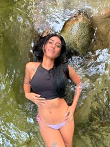 Zyrelia_Vael Water, life and harmony Foto
