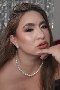 my sexy dark side 🖤 od laura_bassi  3 snímek