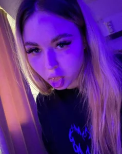 cute_eye_twinkl Public Pic 2