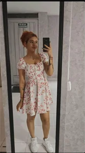 avrilwaynee Public  5টি ছবি