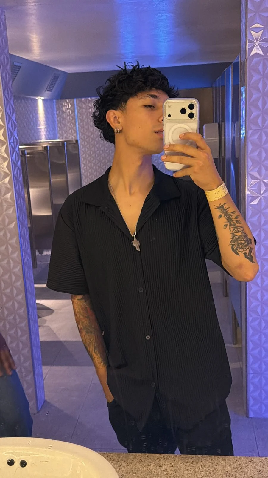 Aiden_Rivers_ Poză populară 619