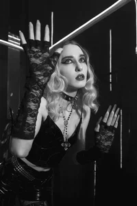 Zdjęcia amywhitenessxx vinyl PVC Goddess:  2