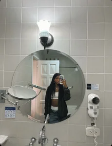 SavannahWildee kisses 💋 Pic 6