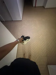 boss_of_cash giant feet Immagine  3