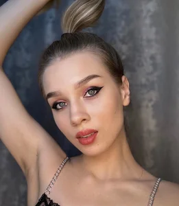 CutieBeauty more me Pic