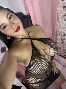 AnnaRosse1 “Velvet Sins” Immagine  6