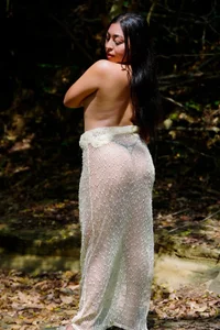 marywhitee__ I enjoy showing how relaxed and sensual Foto 2