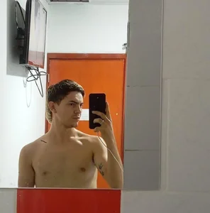 Chris_Diamond23: Public ( 2 фото)