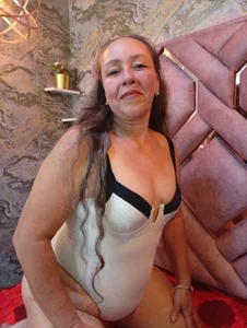 Helena_Rosse01 Public Billede 2