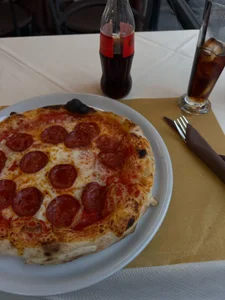 kyria_1 vacation in europe Foto 6