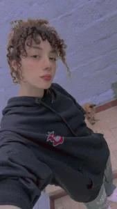 LioraVelvetC kis Pic 6