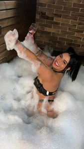 kiana_cream Foam ass 🍑🤭 Pic 3