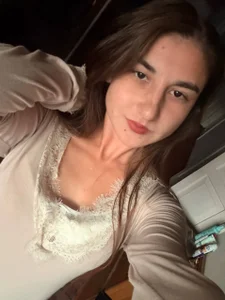 JackieWebb But actually, I'm a pure, innocent girl hahaha don't look at me so lustfully Pic
