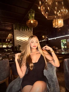 NiaHolland Dinner 👑 Immagine  8