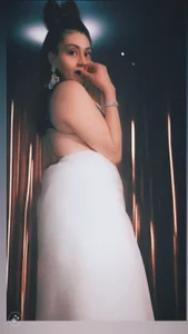 kriztal_pretty Public Pic 2