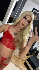 khalany_hadid: 1. ( 2 фото)