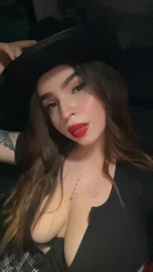 SabrinaWalkerのPublicの 4枚の写真