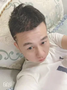 DaXiong_1990自拍2图片