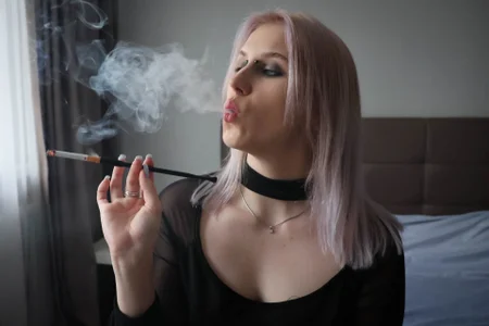 MertyXX Smoking Girl Pic 5