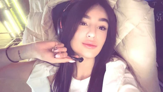 ElviDesire Public Εικόνα