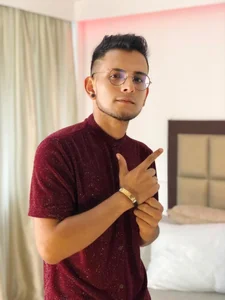 Public de Stud_samu  3 Imagens