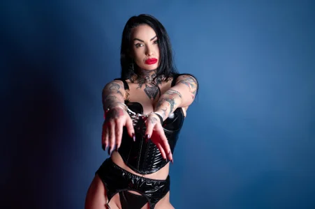 NataliaCristal: Tell me someone more divine than me ( 3 фото)