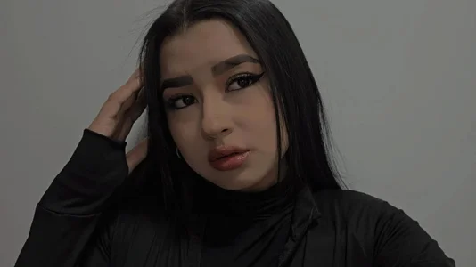 Emilyy_ Public Poză 6