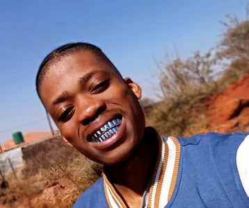 Ultradicking67のPublicの 3枚の写真